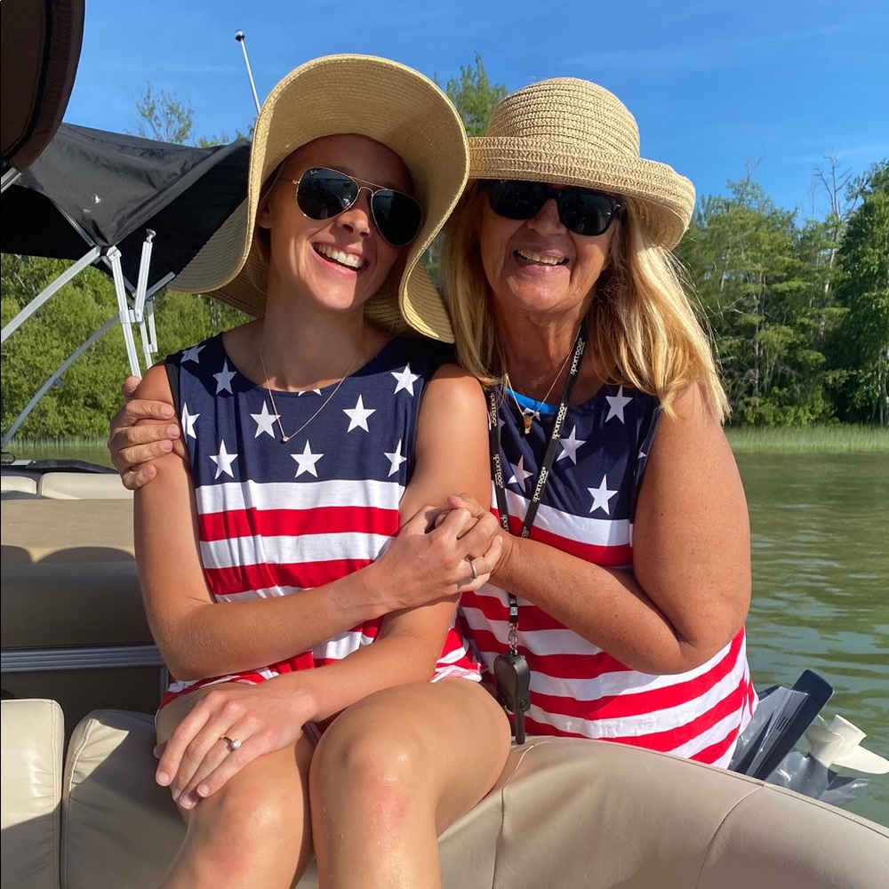 Meet your Posher, Hailey